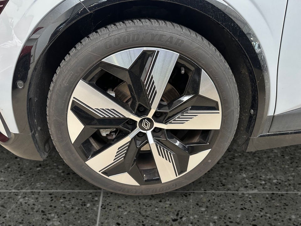 Renault Megane E-Tech 60 Techno 5d