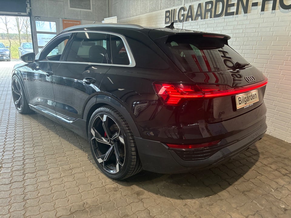 Audi Q8 e-tron 55 quattro 5d