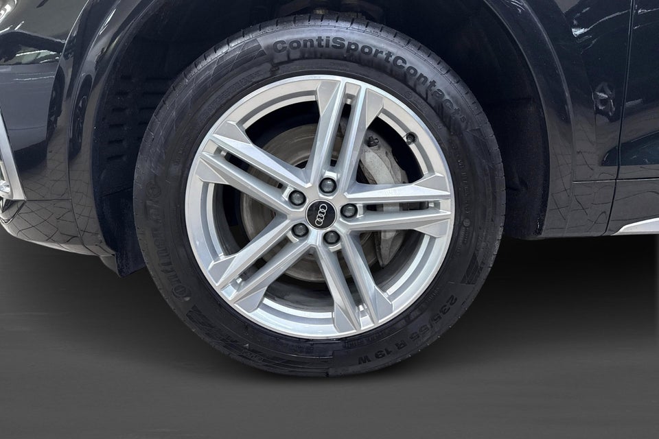 Audi Q5 50 TFSi e S-line quattro S-tr. 5d