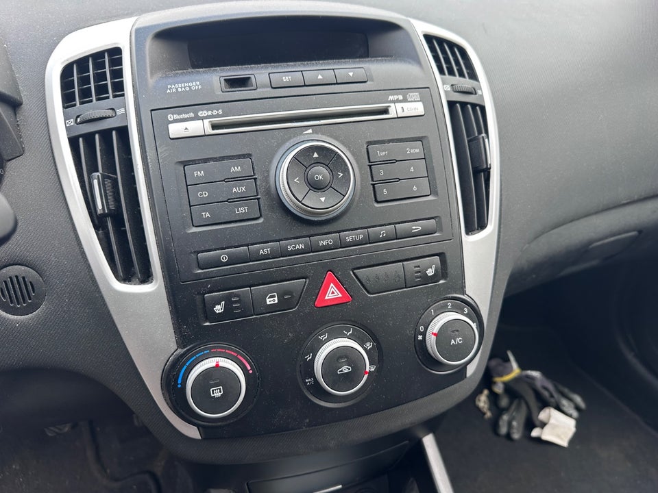 Kia Ceed 1,6 CRDi 115 Active Fashion SW 5d