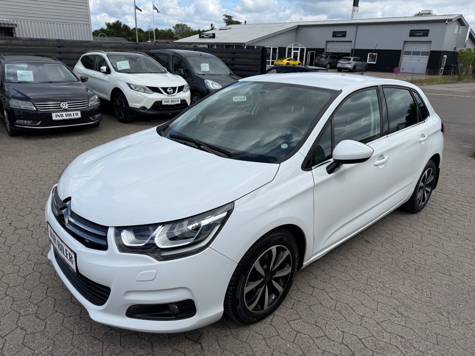 Citroën C4 1,6 BlueHDi 120 Challenge EAT6 5d