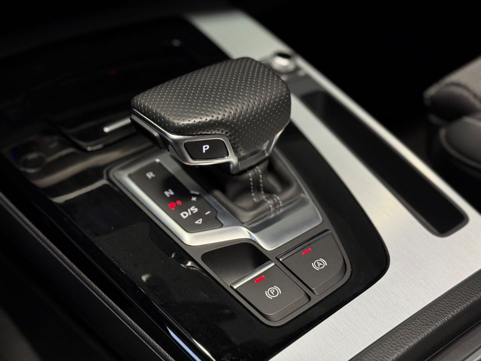 Audi Q5 50 TFSi e S-line quattro S-tr. 5d