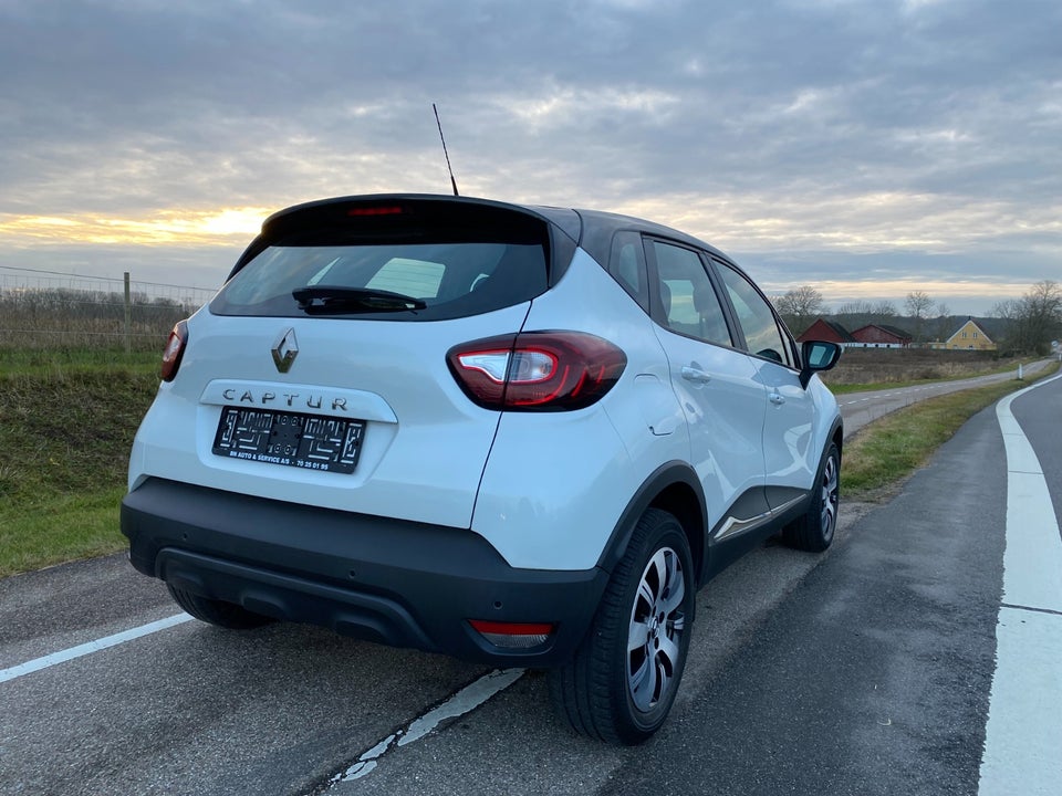 Renault Captur 0,9 TCe 90 Zen 5d
