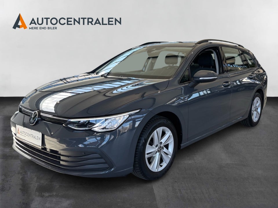 VW Golf VIII 1,5 TSi 130 Life Variant 5d