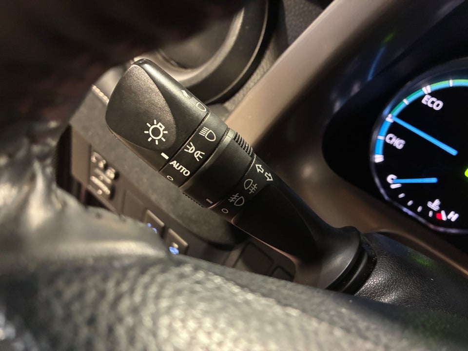 Toyota RAV4 2,5 Hybrid H3+ MDS 4x4 5d