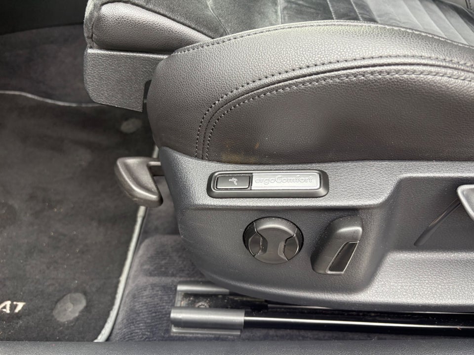 VW Passat 1,8 TSi 180 High+ Variant DSG 5d