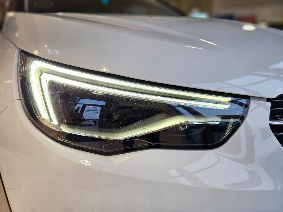 Opel Grandland X 1,6 Hybrid Ultimate aut. 5d