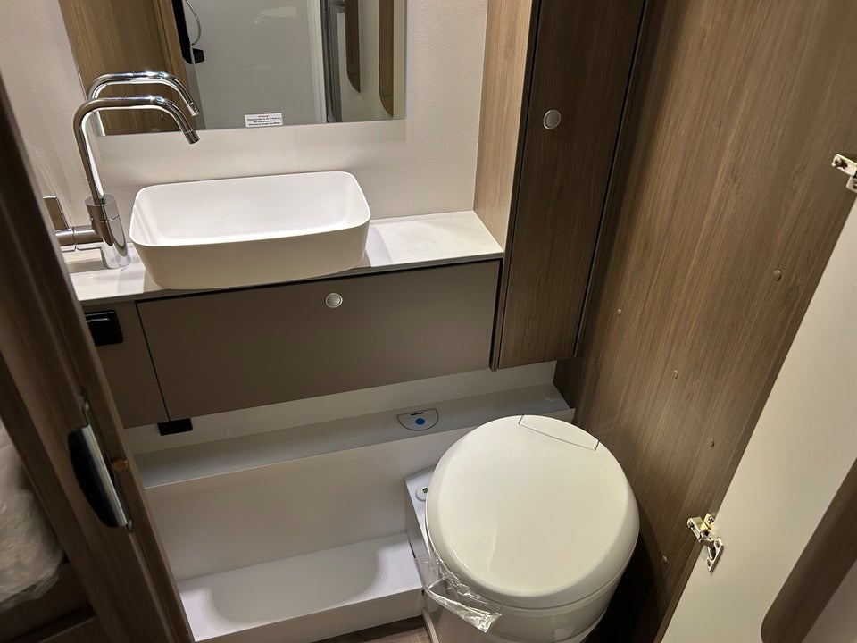 Carado T457 PRO+ 2,2 JTD 140 aut.