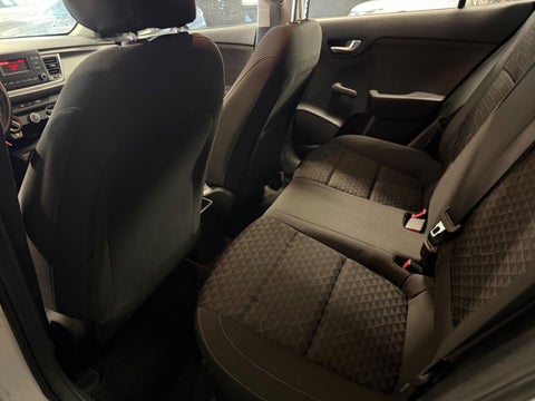 Kia Rio 2017 — miniature 8