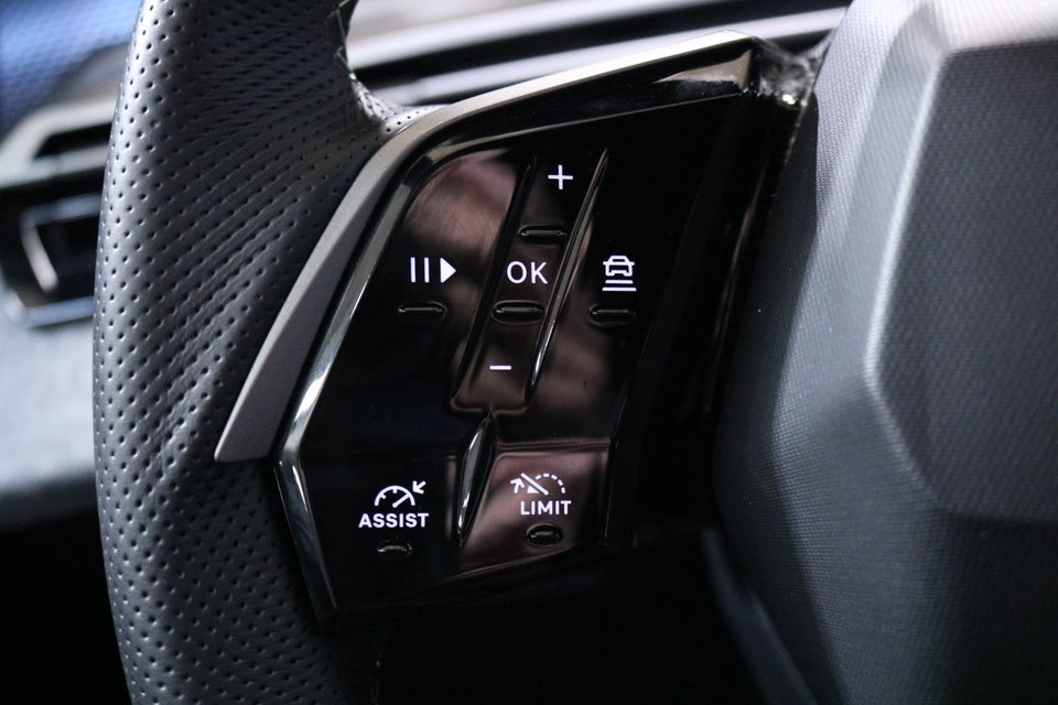 Peugeot e-5008 77 GT Pack 7prs 5d