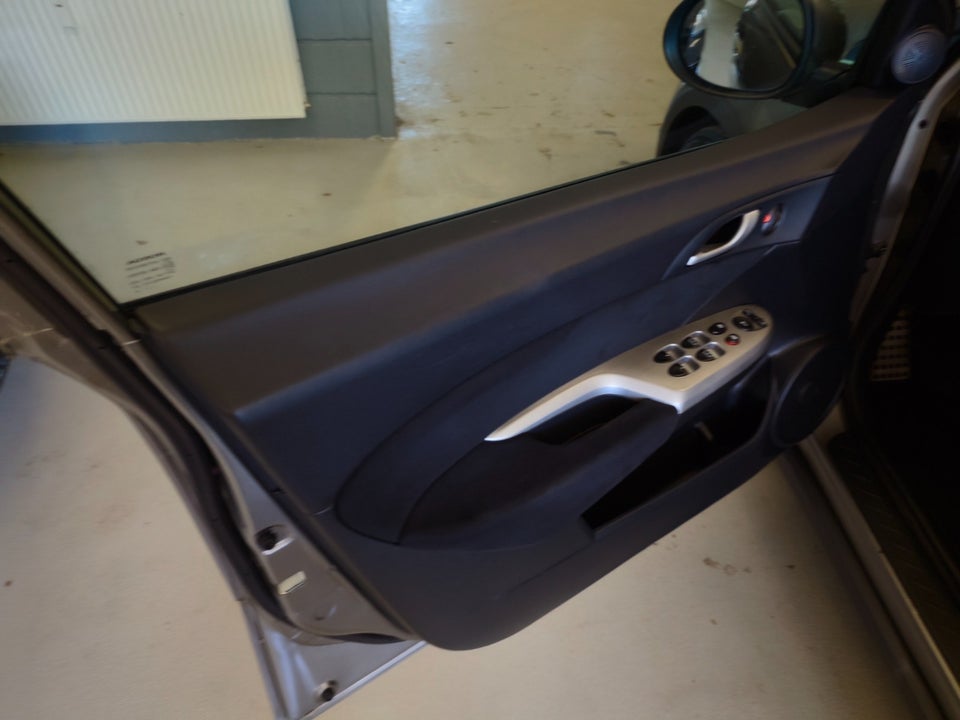 Honda Civic 1,8 Sport 5d
