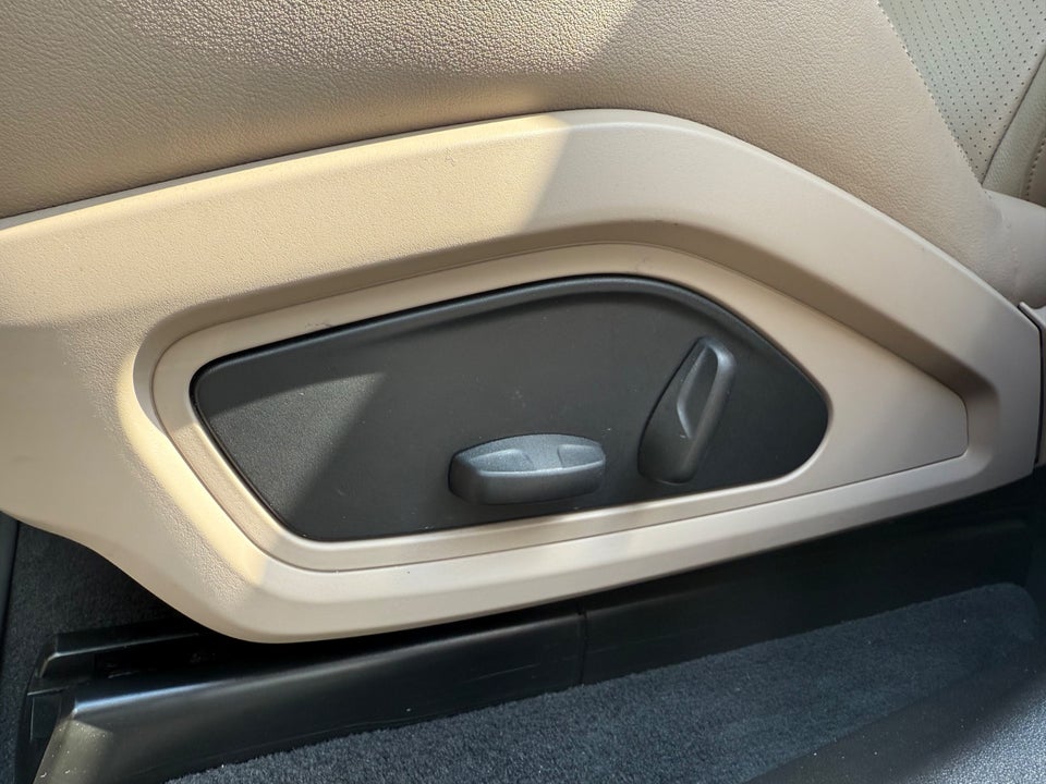 Porsche Taycan Sport Turismo 5d