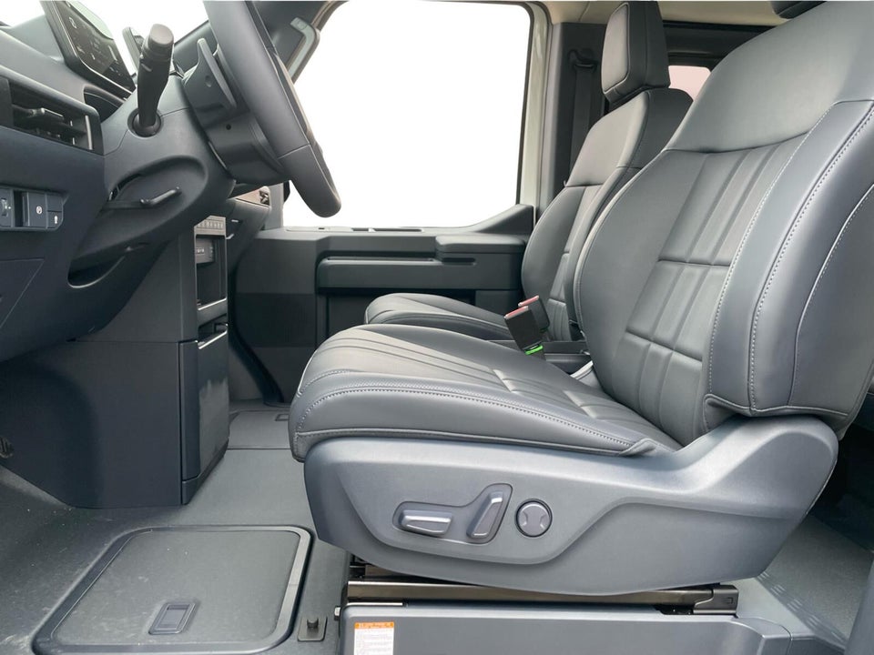 Kia PV5 71 Long Range Upgrade 5d