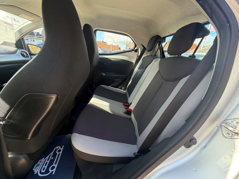 Toyota Aygo 1,0 VVT-i Air 5d
