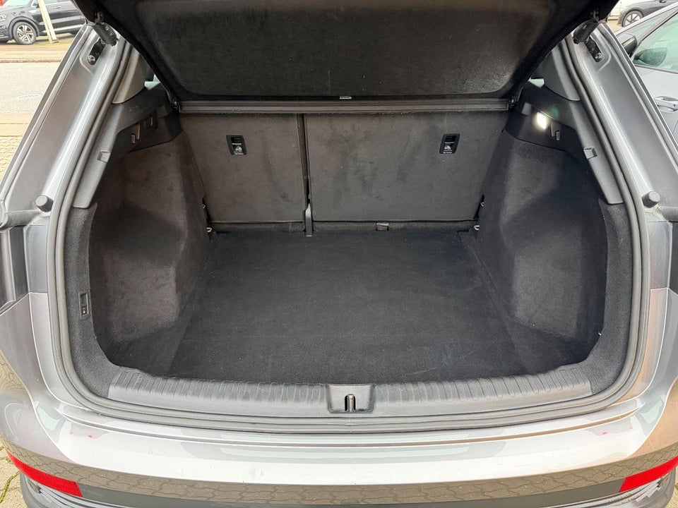 Audi Q4 e-tron 40  5d