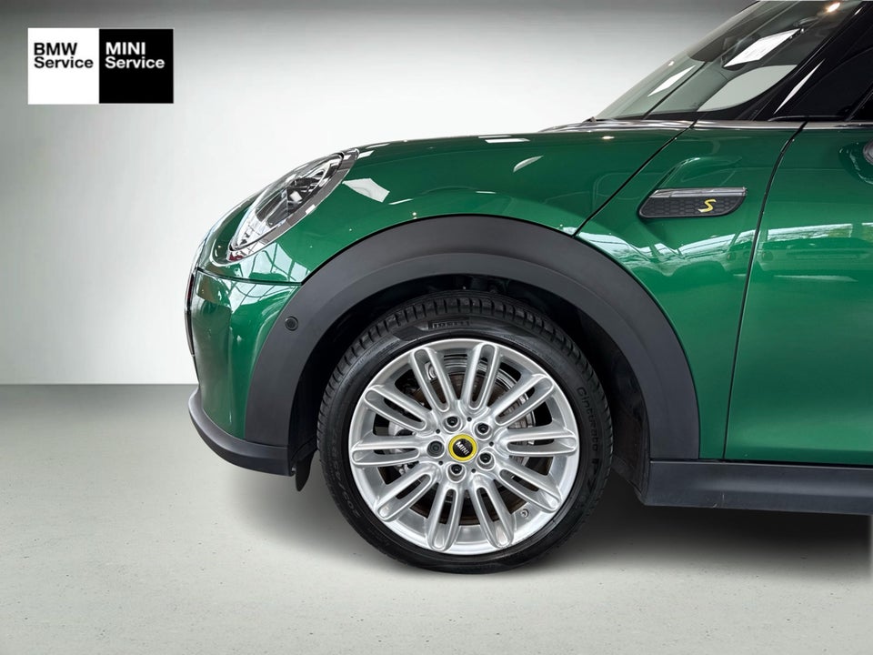 MINI Cooper SE Classic Trim 3d