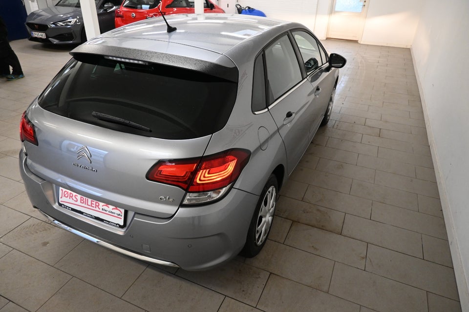 Citroën C4 1,2 PureTech 110 Iconic 5d