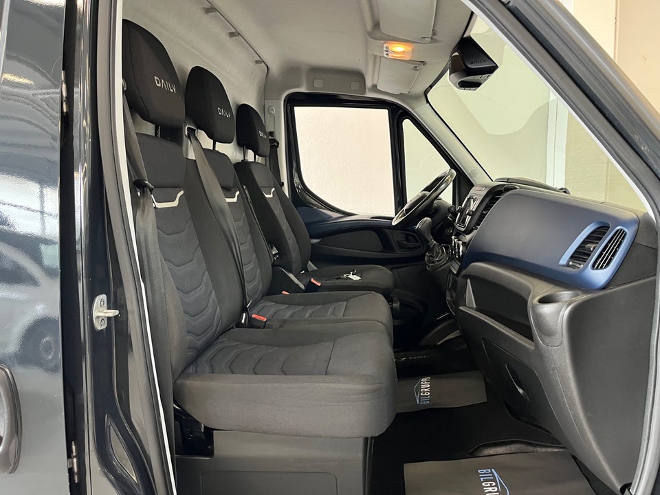 Iveco Daily 3,0 35S21 12m³ Van AG8