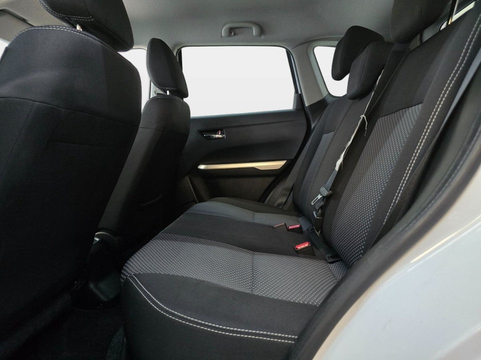 Suzuki Vitara 1,6 DDiS Active 5d