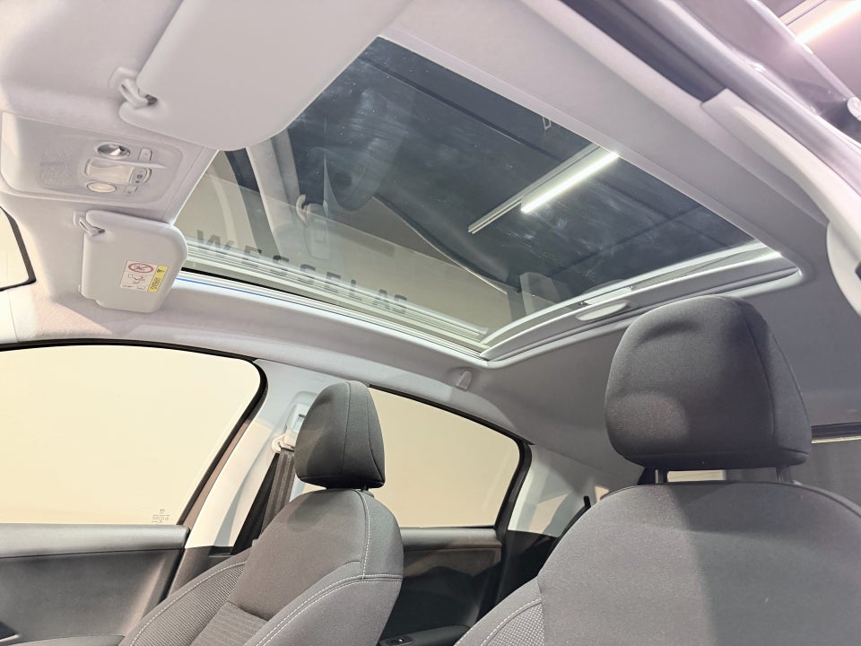 Peugeot 208 1,2 PureTech 82 Allure Sky 5d
