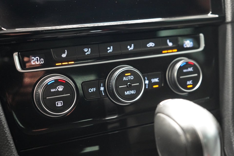 VW Golf VII 1,5 TSi 150 Highline DSG 5d