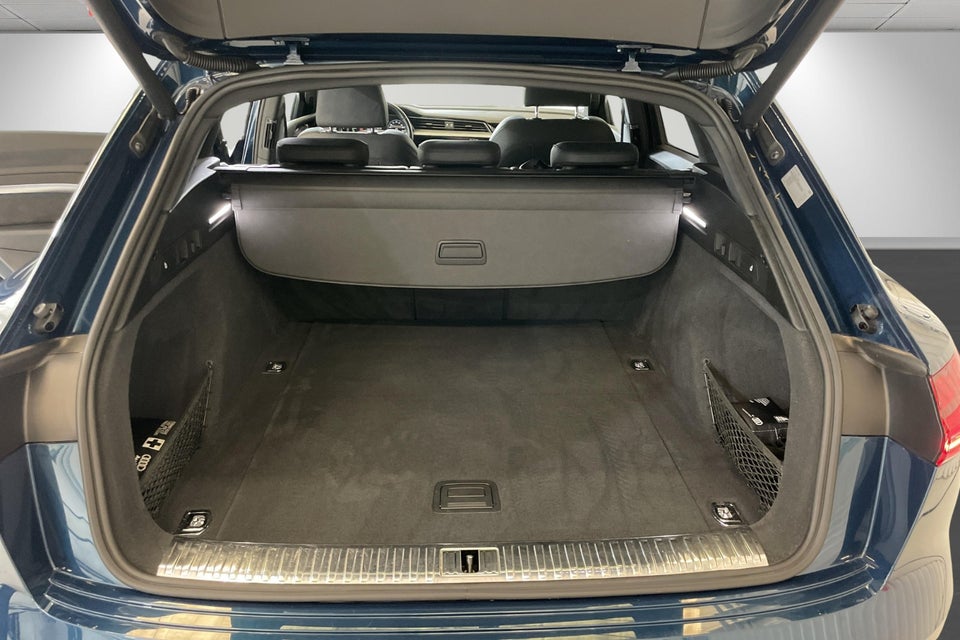 Audi e-tron 55 S-line quattro 5d