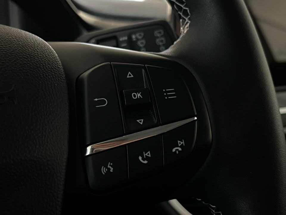 Ford Fiesta 1,0 EcoBoost mHEV Titanium 5d