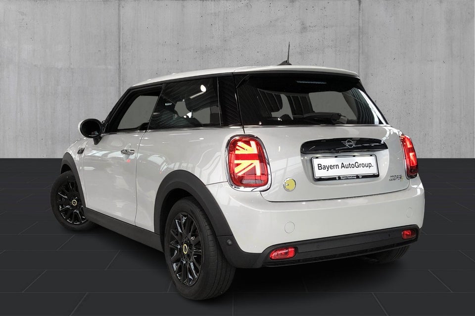 MINI Cooper SE Classic Trim 3d