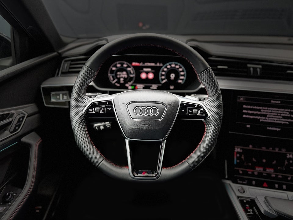 Audi Q8 e-tron 55 S-line Black Style quattro 5d