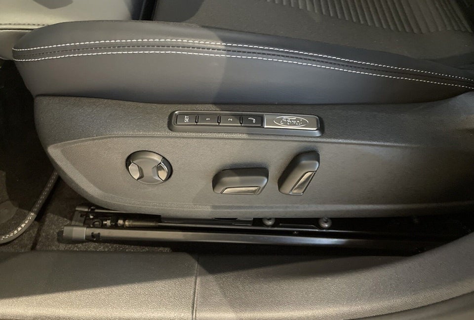 Ford Explorer 77 Select Extended Range 5d