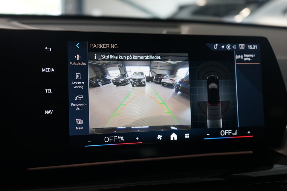 BMW iX1 eDrive20 M-Sport 5d