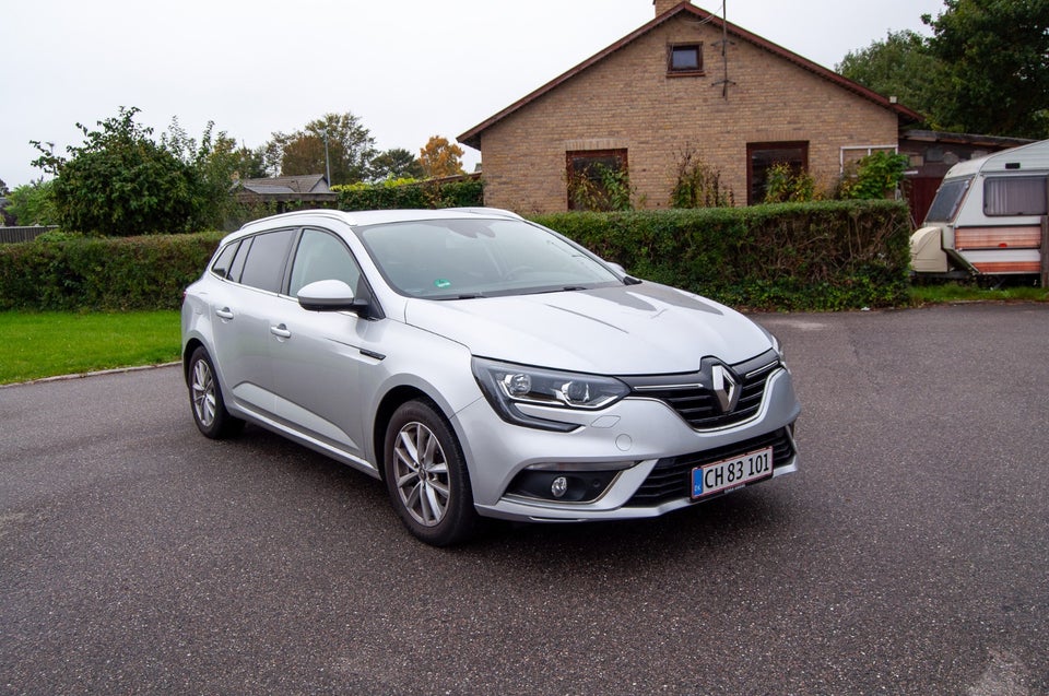 Renault Megane IV 1,3 TCe 140 Zen Sport Tourer EDC 5d