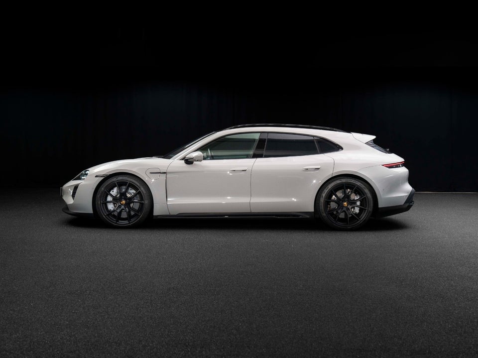 Porsche Taycan GTS Performance+ Sport Turismo 5d