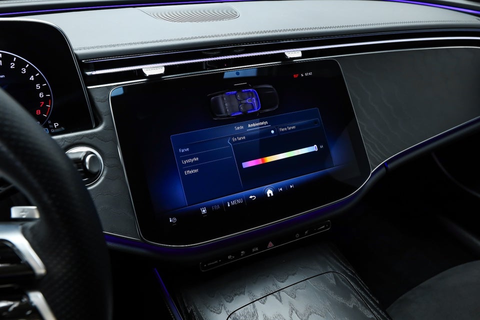 Mercedes E300 e 2,0 AMG Line stc. aut. 5d