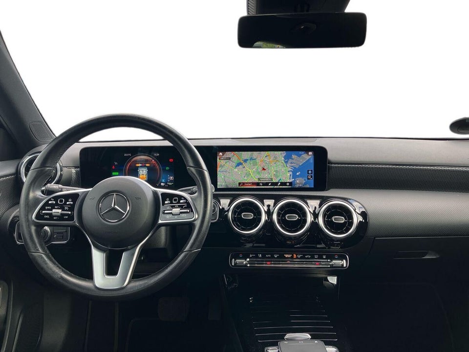 Mercedes A250 e 1,3 Progressive aut. 5d