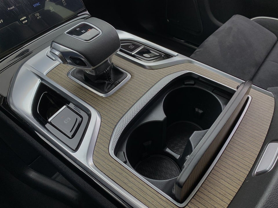 Hongqi E-HS9 84 Comfort 5d