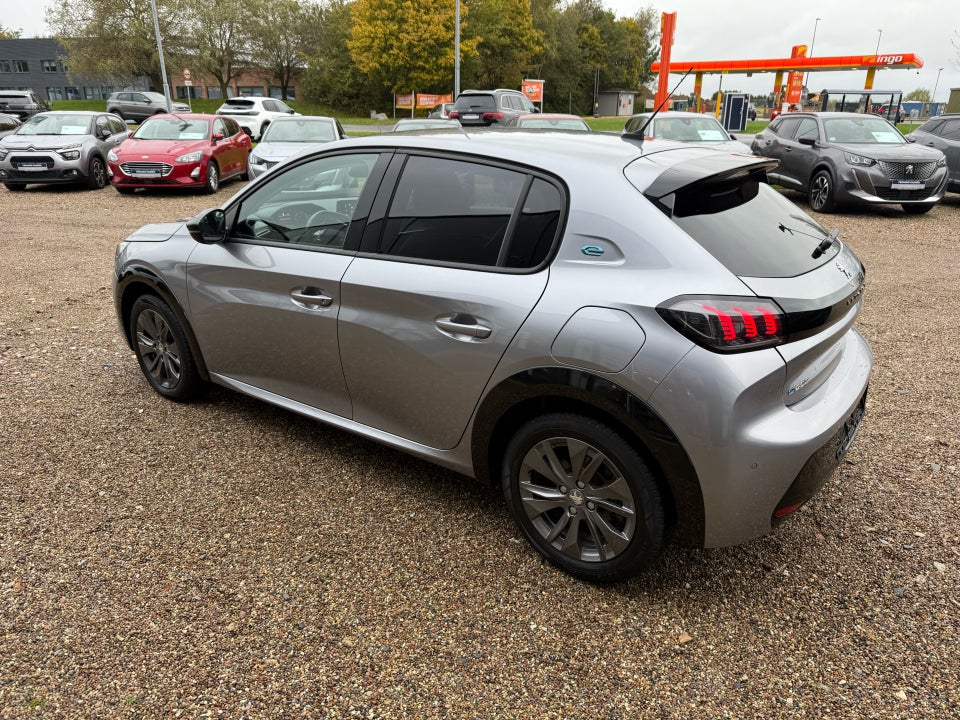 Peugeot e-208 50 Allure 5d