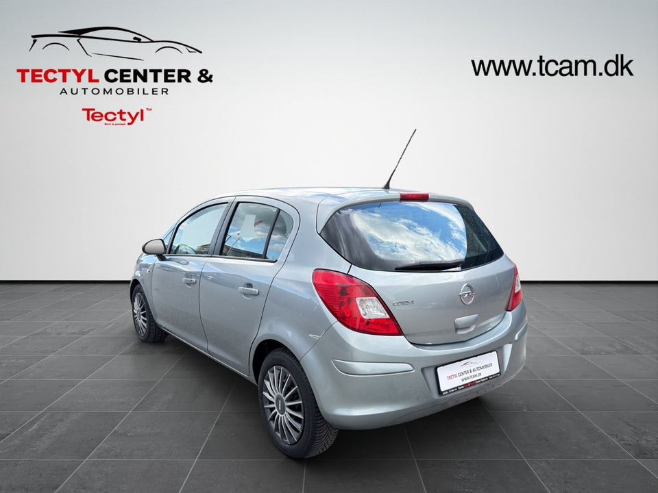 Opel Corsa 1,0 12V Enjoy 5d