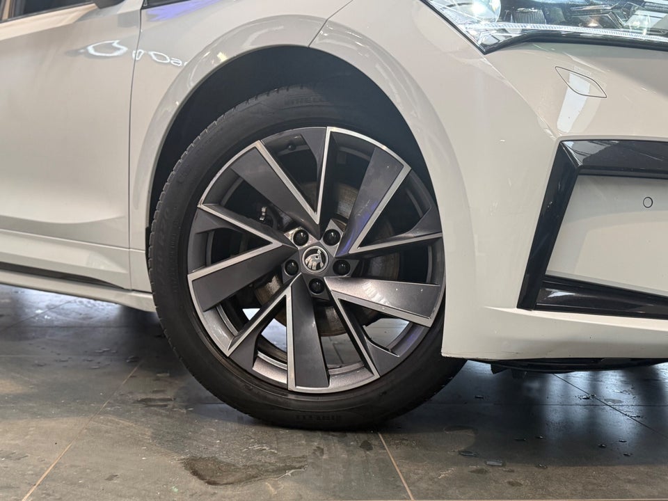 Skoda Enyaq 60 iV Sportline 5d