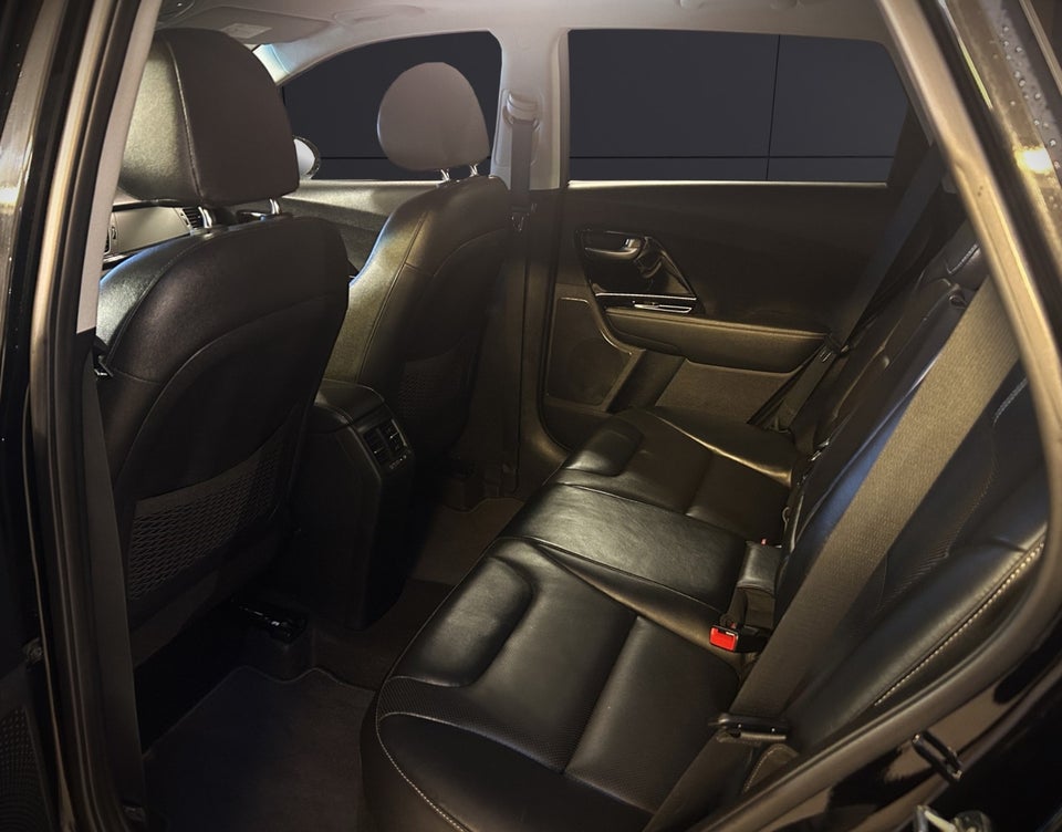 Kia Niro 1,6 HEV Advance DCT 5d