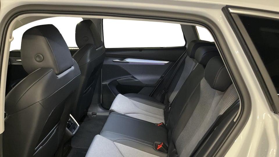 Skoda Enyaq 85 iV Premium 5d