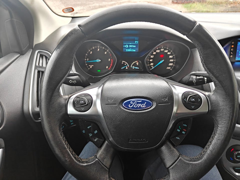 Ford Focus 1,6 TDCi 115 Titanium 5d
