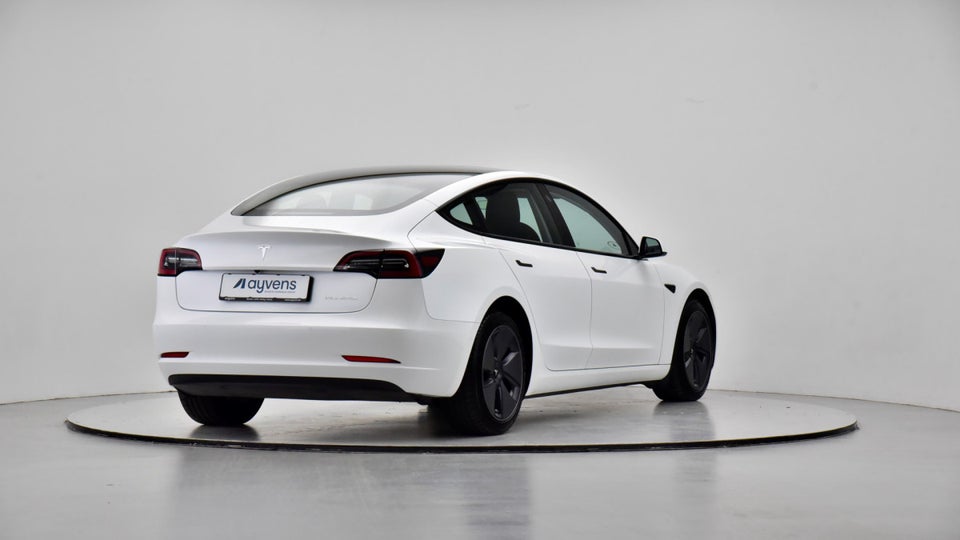 Tesla Model 3 Long Range AWD 4d
