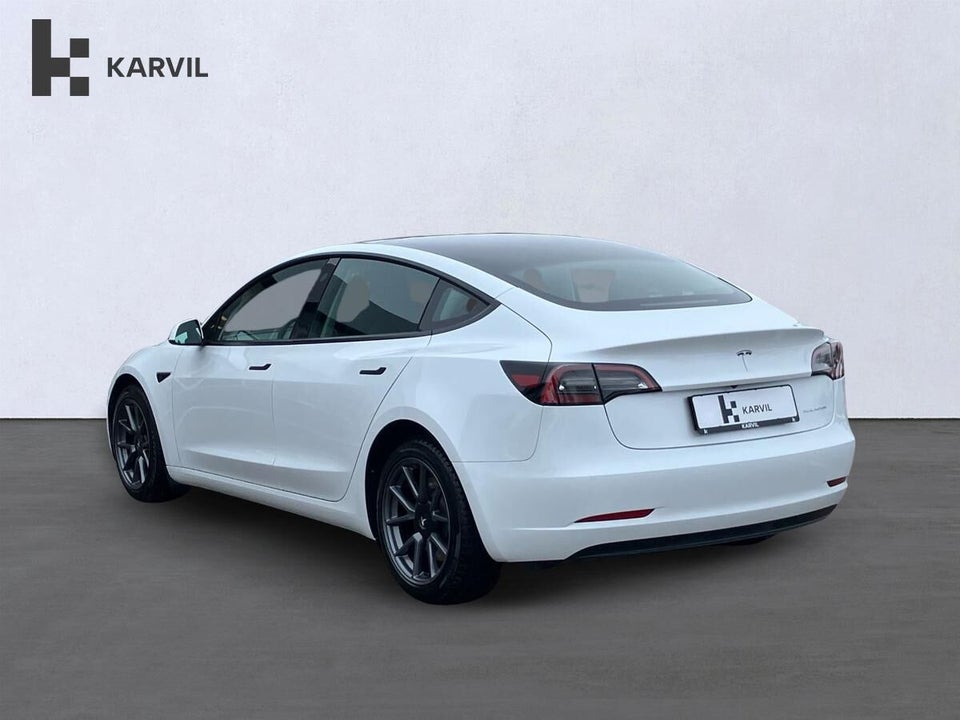 Tesla Model 3 Long Range AWD 4d