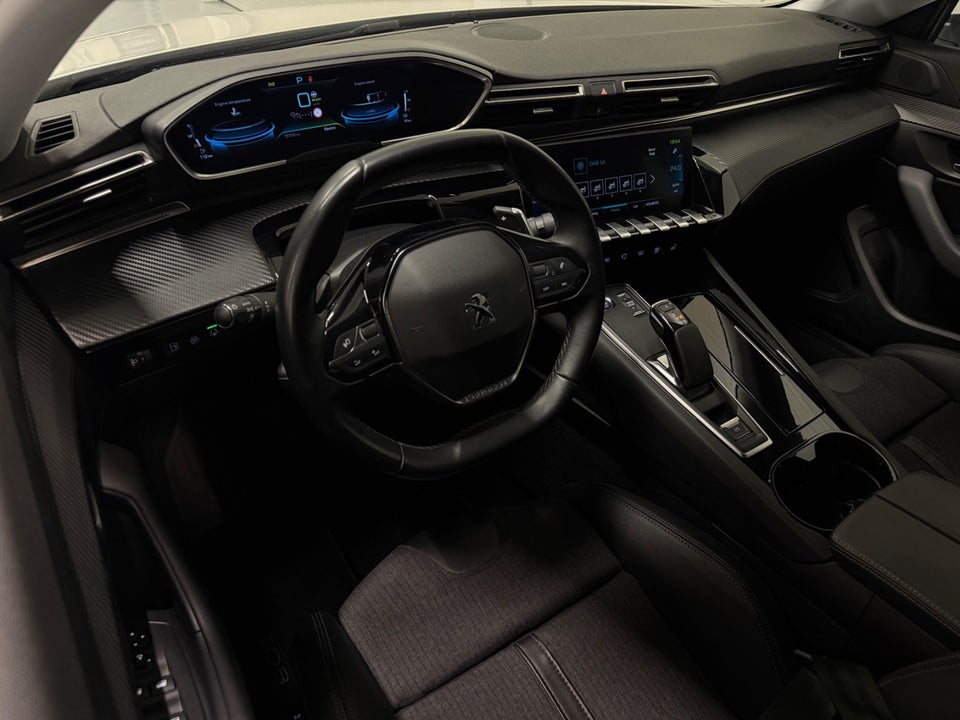 Peugeot 508 1,6 Hybrid Allure EAT8 5d