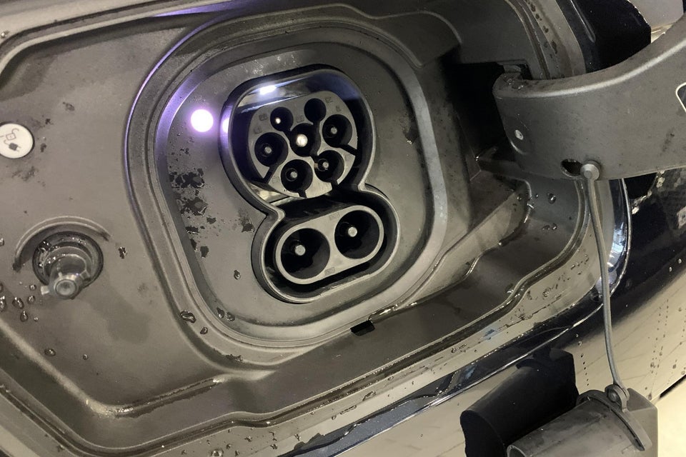 BMW i5 eDrive40 M-Sport 4d