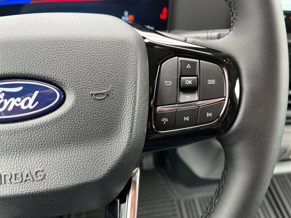 Ford E-Transit Custom 340L 64 Trend