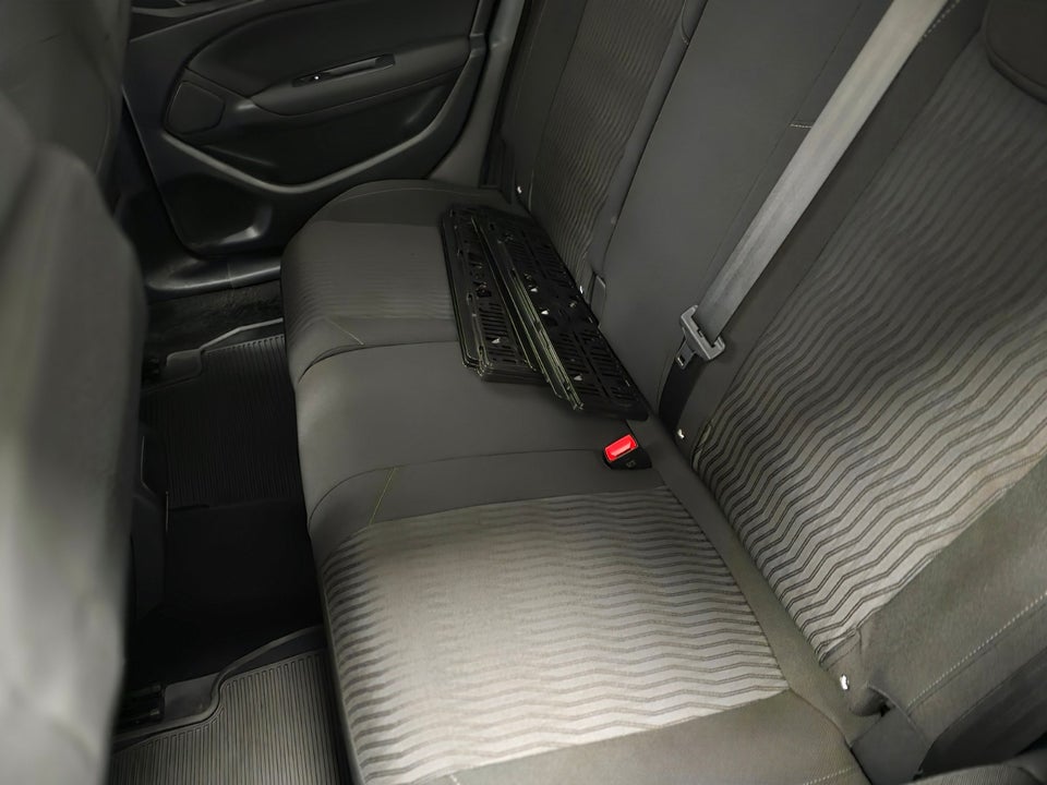 Peugeot 308 1,6 BlueHDi 120 Active SW 5d