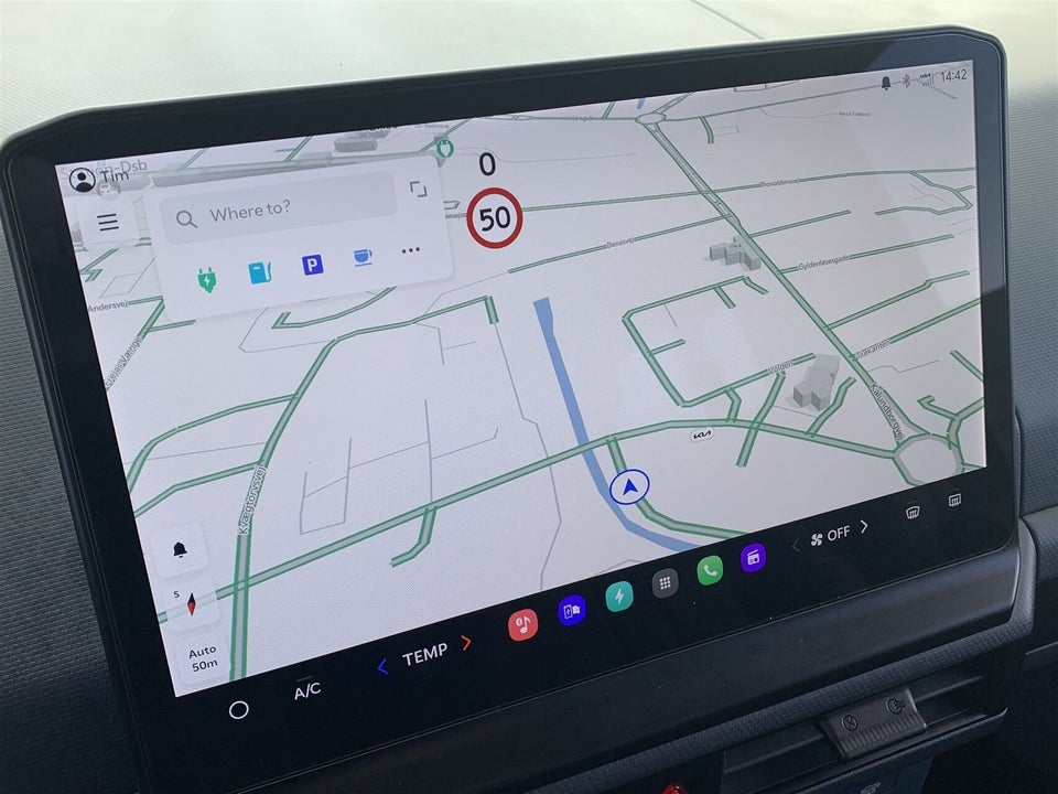 Kia PV5 71 Long Range Upgrade 5d