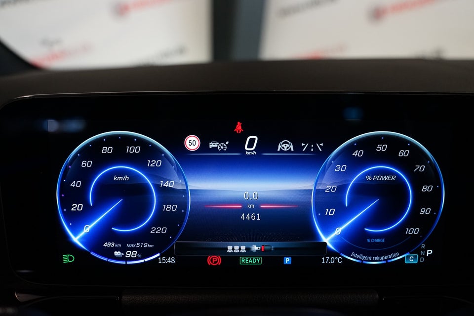 Mercedes EQA250 Progressive 5d